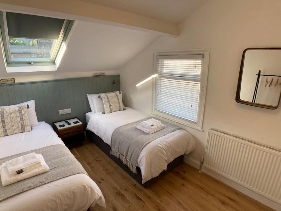 Cosy 2 Bedroom Cottage In Scarborough'S Old Town Exterior photo