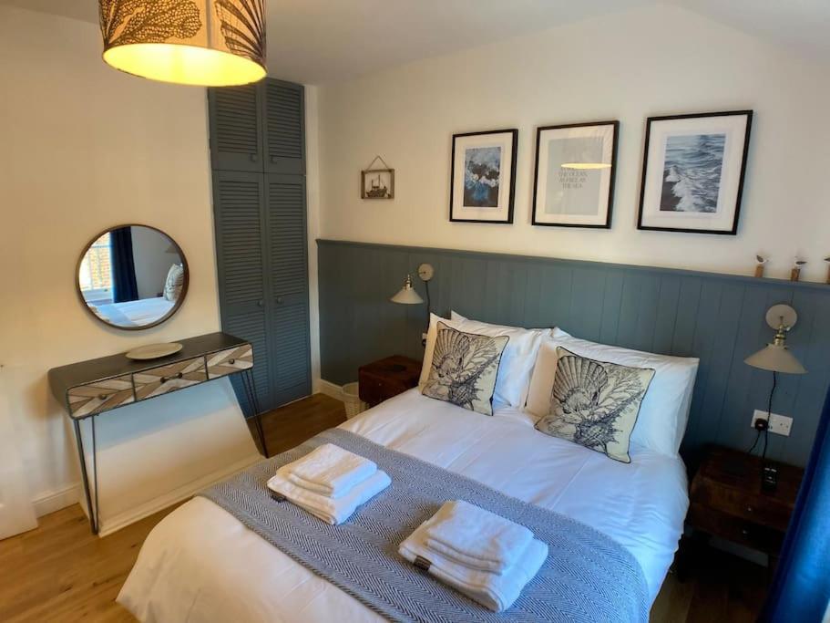 Cosy 2 Bedroom Cottage In Scarborough'S Old Town Exterior photo